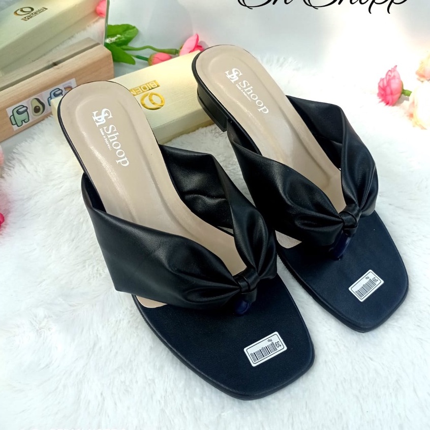 Sendal Heels Wanita Jepit Heels Hak Tahu 3 cm