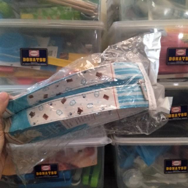 

DISKON TEMPAT PENSIL ALAT TULIS BENTUK KARDUS SUSU MILK PUTIH BIRU