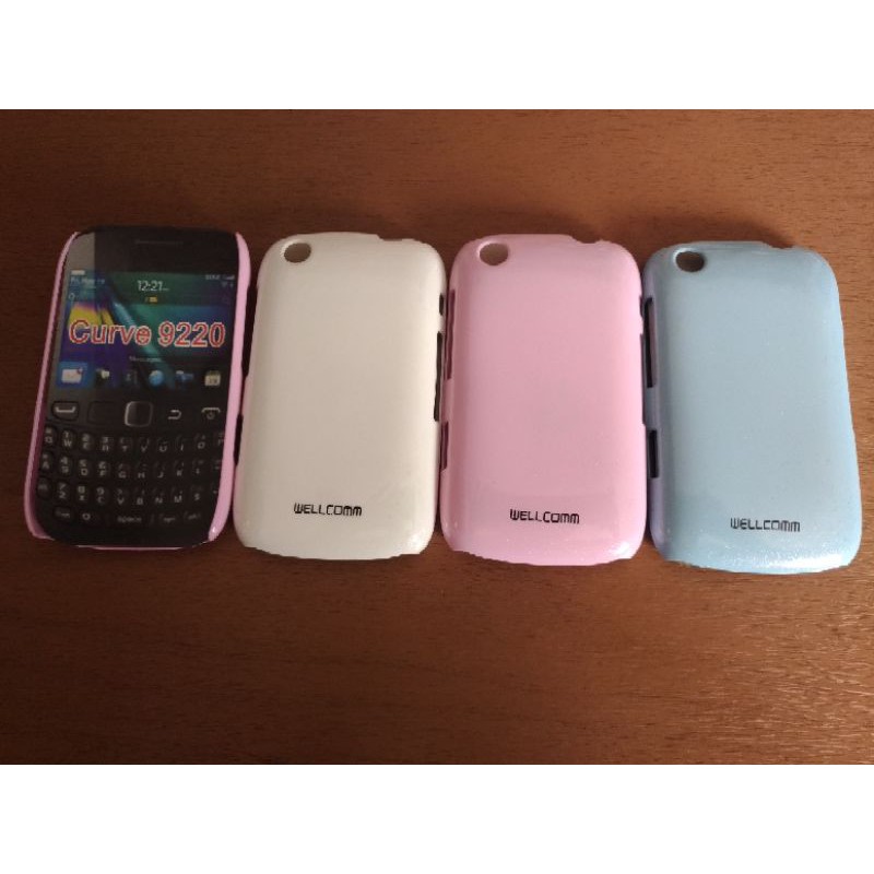 HARDCASE WELLCOMM BLACKBERRY DAVIS 9220 / HARDCASE BB 9220