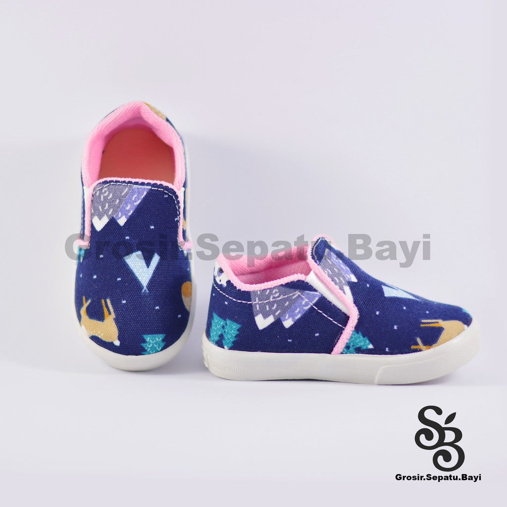 sepatu anak slip on motif rusa lucu murah