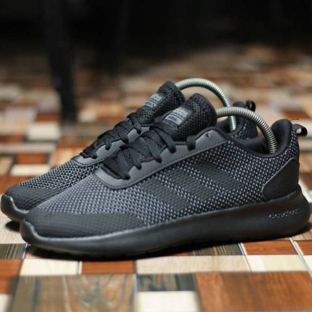 Adidas QT Racer