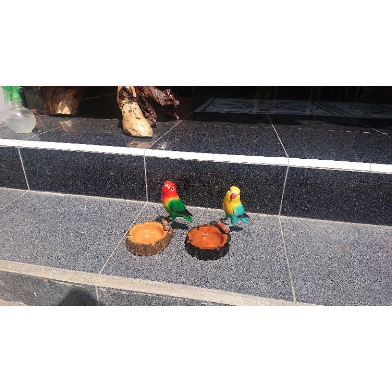 asbak burung lovebird 2 ekor