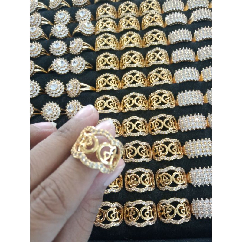 cincin motif cantik realpict perhiasan wanita titanium gold