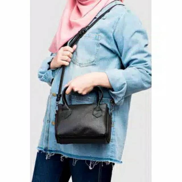 Sling Bag Elavatos Adorable Project