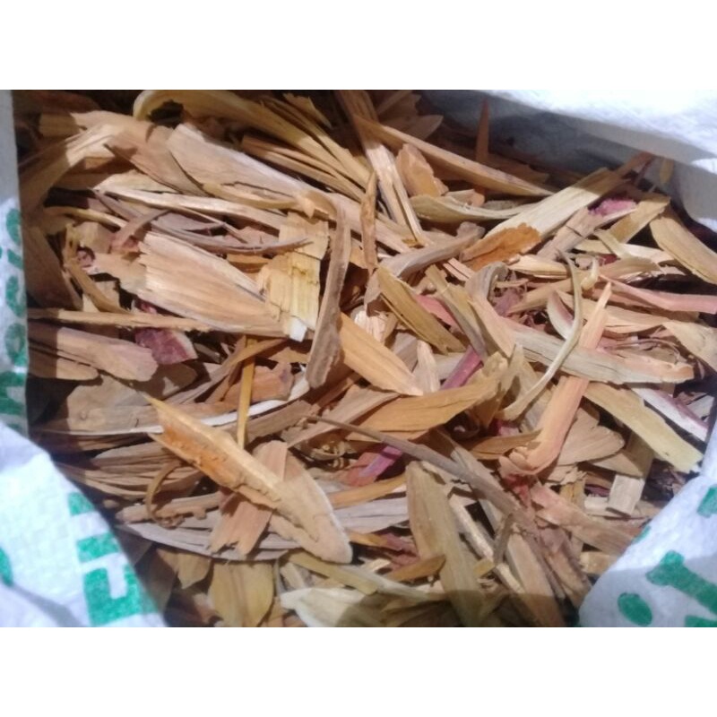 

secang serut 1kg , secang serut besar , herbal secang serut , secang serut , kayu secang , secang gelondongan , kayu , akar , kulit , sirup secang , secang , sirup , teh , teh secang , kopi , herbal , batang secang , tanaman , tanaman herbal