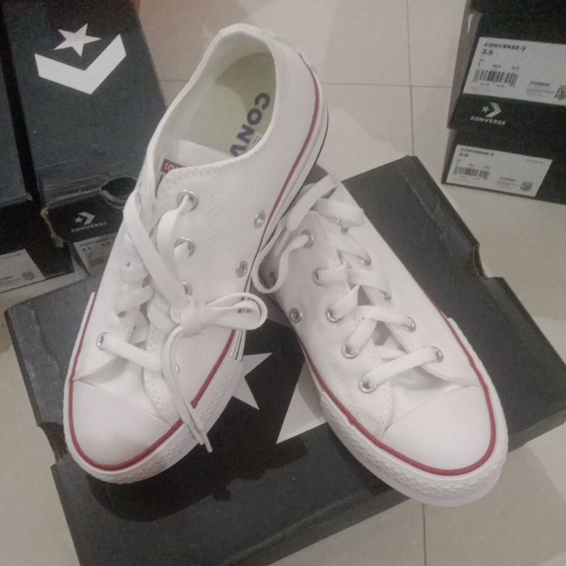 Sepatu Converse 272858C