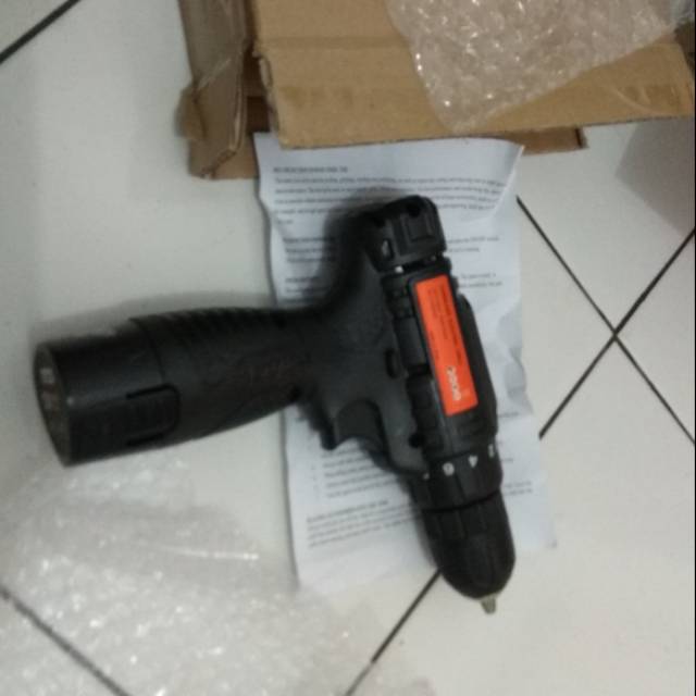 Bor cordless import dengan baterai 12v