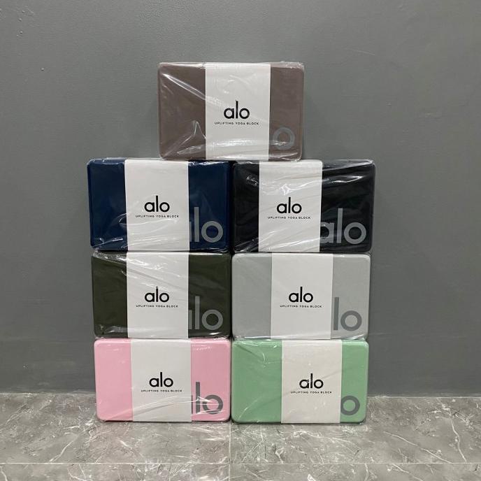 Alo Yoga AloYoga Uplifting Yoga Block
