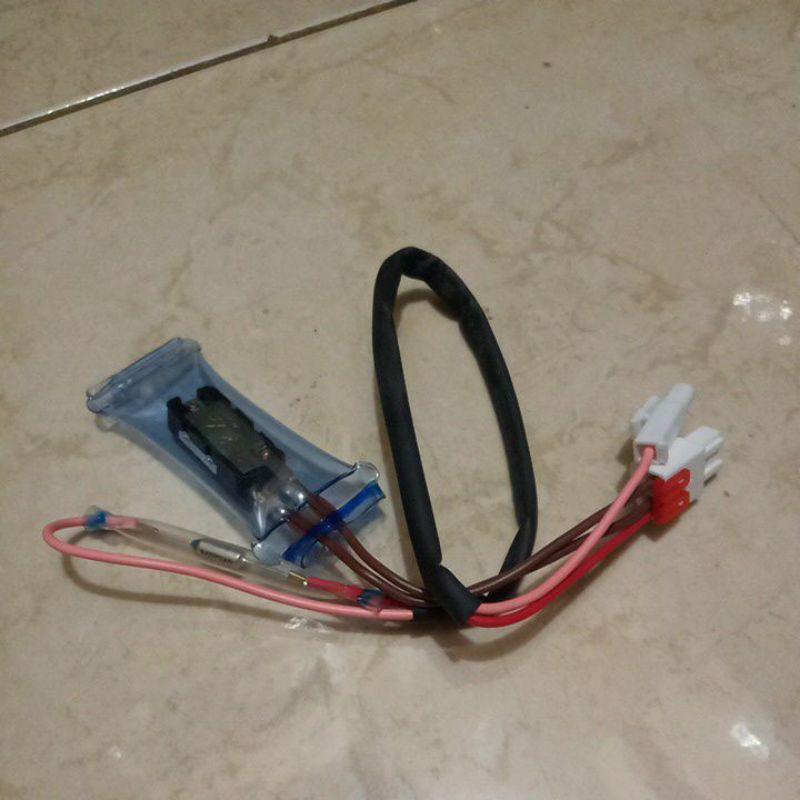 FUSE KULKAS SHARP 2 PINTU ORIGINAL