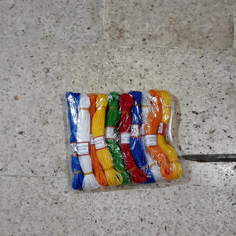 

TALI TAMBANG PLASTIK KOALA 3MM PANJANG 10 METER - DP