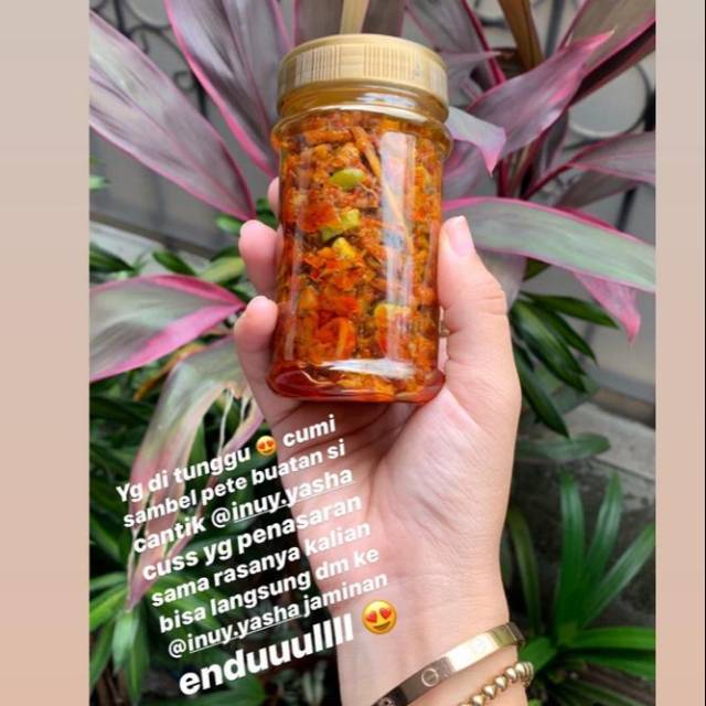 

Sambal cumi petai toples kecil