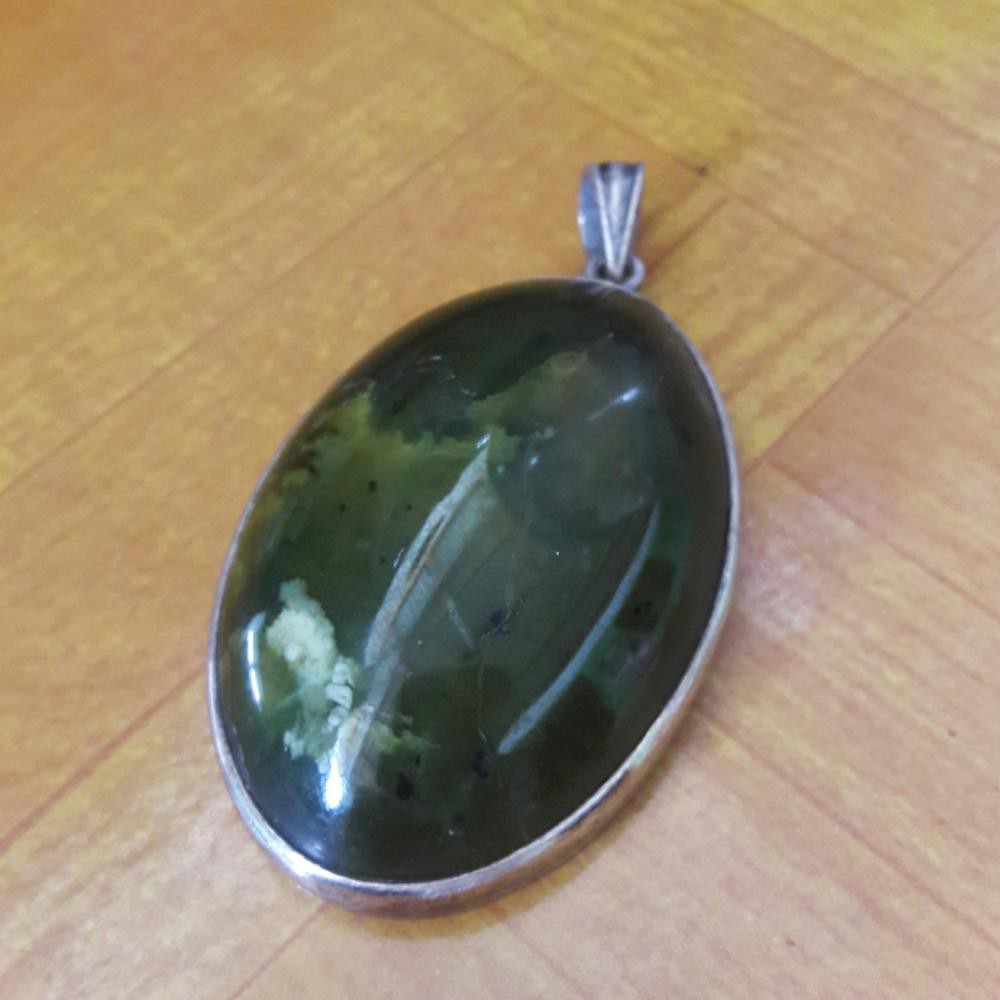 Batu Serpentine Hijau Ring Perak Liontin