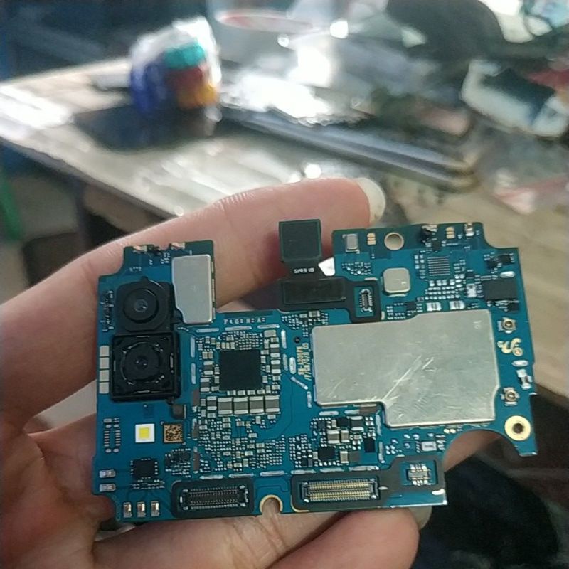 mesin samsung A20 hidup minus