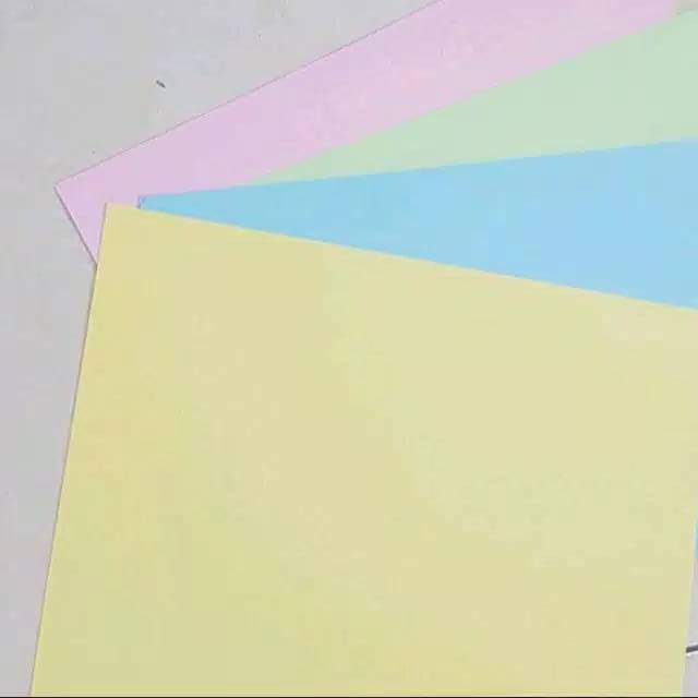 

Isi 20 lembar Kertas HVS Warna F4