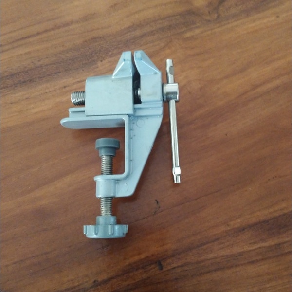 [BISA COD] klem meja mini / catok meja / mini bench vise / ragum mini MURAH TERLARIS