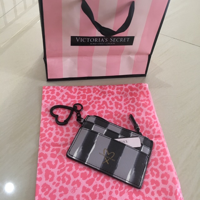 CARD HOLDER VICTORIA’S SECRET