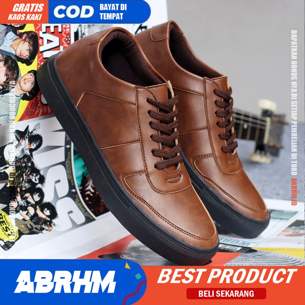 ABRHM X AUGUST Sepatu Kasual Pria Sepatu Pria Casual Sepatu Sneakers Kulit Syntetic Cowok/Cowo ORI Sepatu Kerja Kantor Semi Formal Kuliah Kondangan Gaya keren Kekinian Murah Terlaris