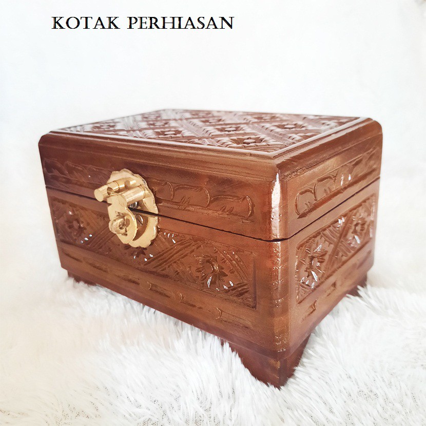 KOTAK PERHIASAN KAYU JATI UKIR DENGAN KUNCI