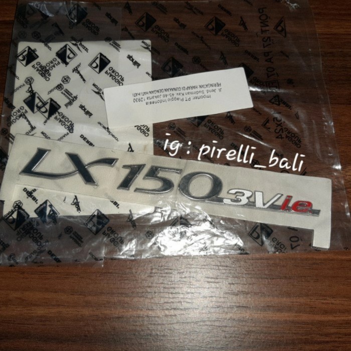 STIKER EMBLEM TEMPONG VESPA LX 150 3V IE LX150 3VIE
