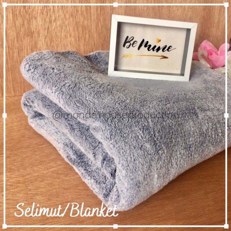 Selimut Bulu Dewasa Microfiber murah