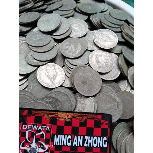 Uang koin kuno lama antik Rp.100,-  Wayang tipis tahun 1978