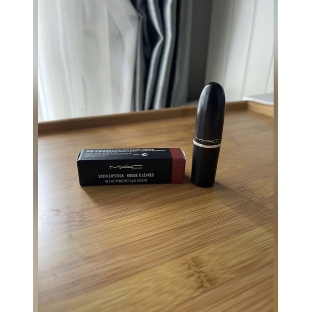 BNIB Mac Lipstick in Mocha