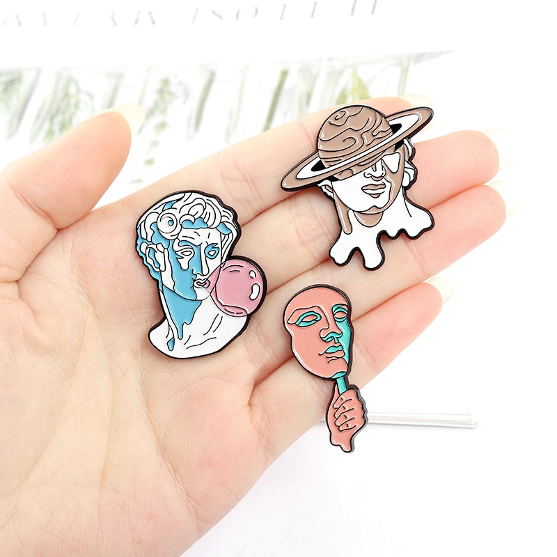 Bros Pin Enamel Desain Kartun Patung 4 Gaya Untuk Hadiah Teman