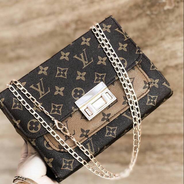 LV BOX