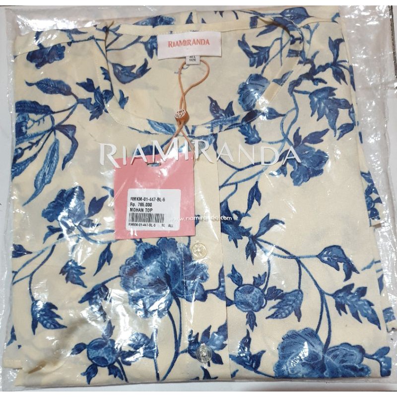 RIA MIRANDA MOHAN TOP