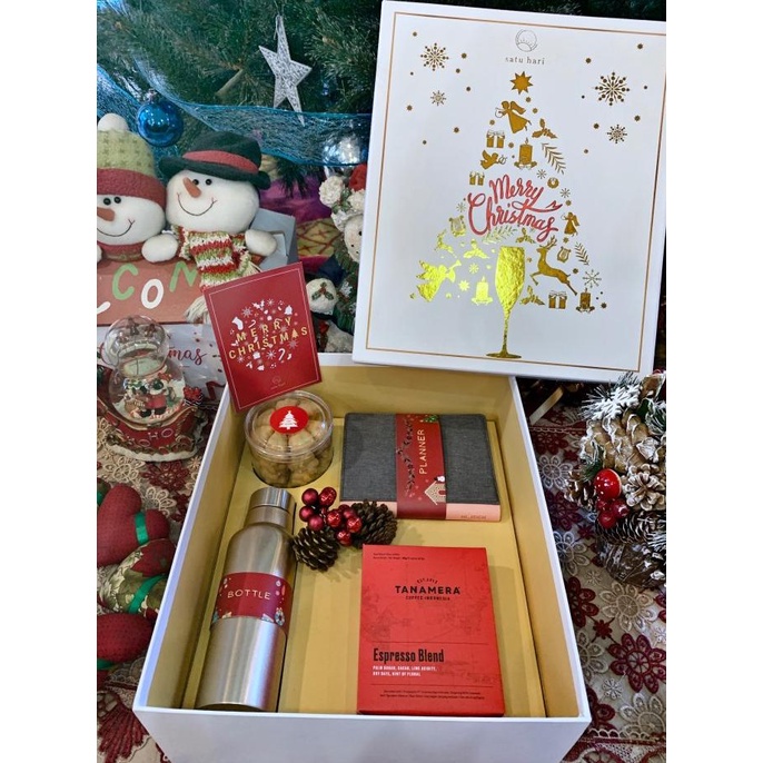 

CAROLS SET | SATU HARI CHRISTMAS GIFT HAMPERS |KADO NATAL |HADIAH XMAS DGFXG6563