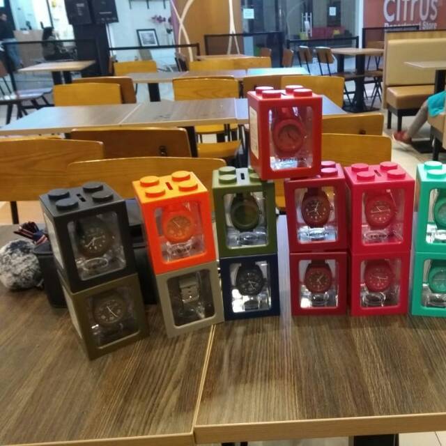 Jam tangan brunbrun