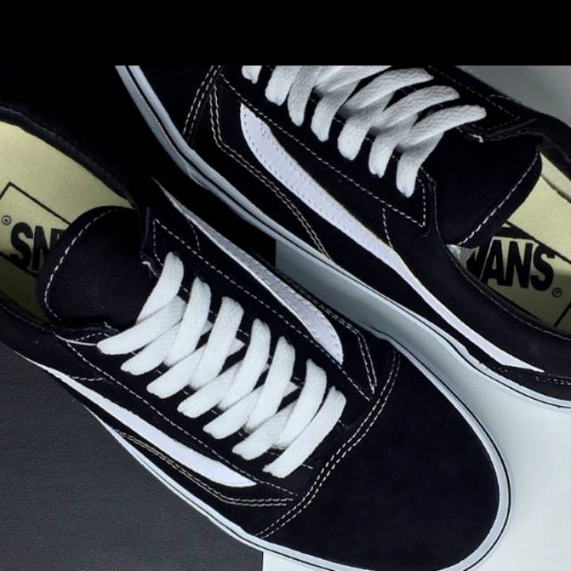 SEPATU VANS OLDSKOOL PREMIUM