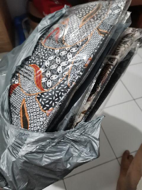 Kemeja Batik Pria Lengan Pendek Bs18 Katun Modern Dixmont Semi Slimfit Premium