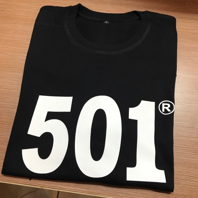 Kaos Custom 501 Levis