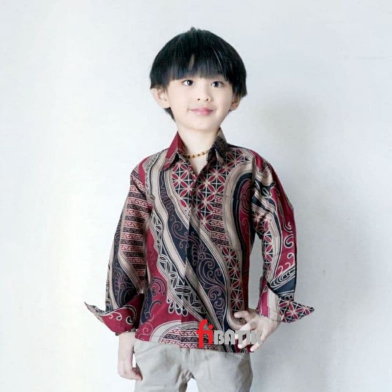 BAJU BATIK ANAK LAKI-LAKI MOTIF BANYU MILI - KEMEJA BATIK ANAK LAKI-LAKI LENGAN PANJANG UMUR 2-12 TAHUN - COUPLE BATIK KELUARGA - SERAGAM BATIK KELUARGA - SARIMBIT