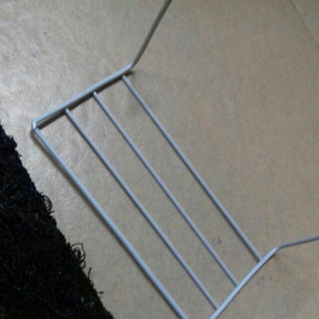 Hook Cantolan Ram Display Sepatu