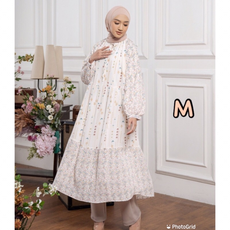 Gardenia Midi Dress by Geulis