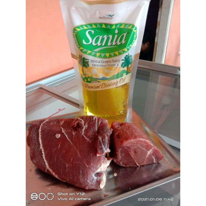 

Paket daging rendang 1kg + minyak 1ltr ( merk minyak random/ sesuai stok saat ini )