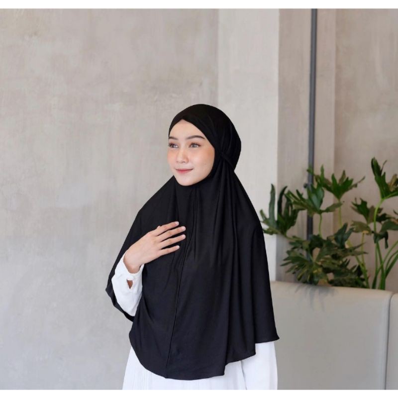 Kahwla Bergo black by gonegani