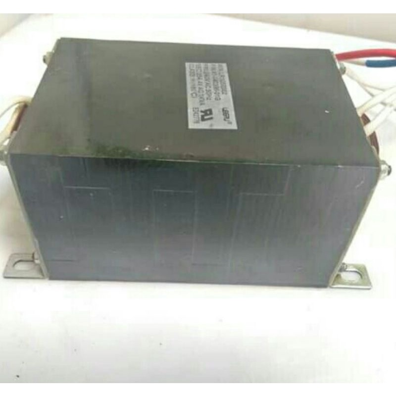 Travo Isolasi Ex Copotan Ups Laplace 1KVA