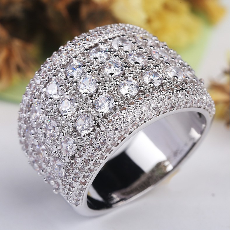 SEUSUK  Perhiasan Cincin Silver Wanita Model Mewah Warna Silver Polos untuk Pesta Cocktail