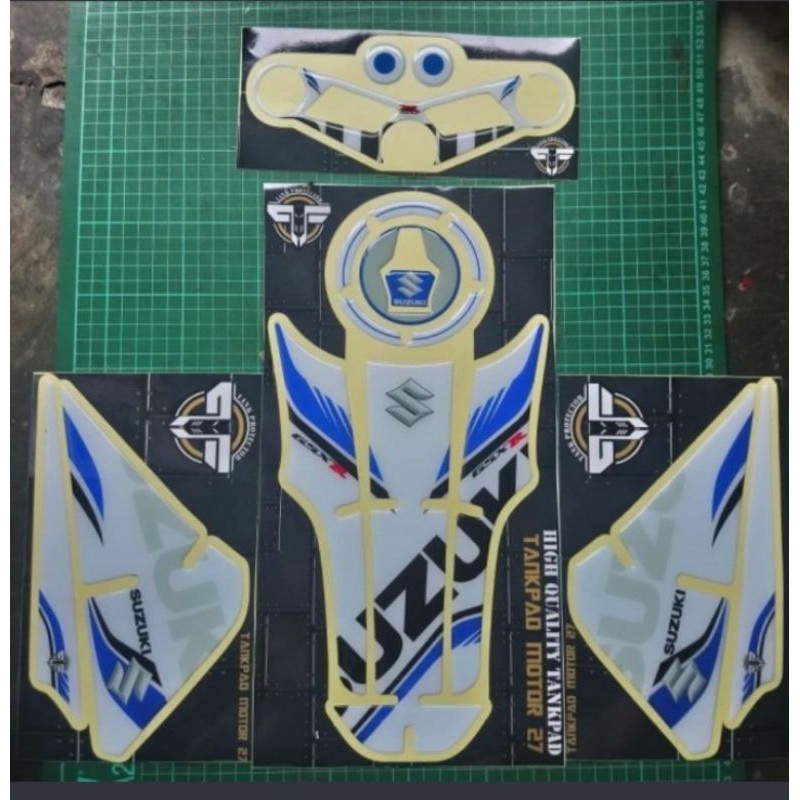 sticker resin timbul tankpad suzuki GSX R 150