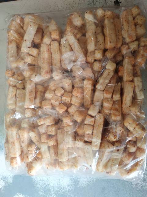 

2Xbtygneal Sakha Snack ) Kerupuk Soto Katresno Isi 20 Bj/Pak