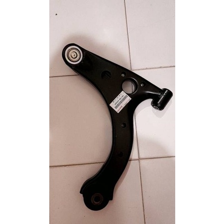 Lower arm sayap Toyota Avanza Veloz thn 2012-2020