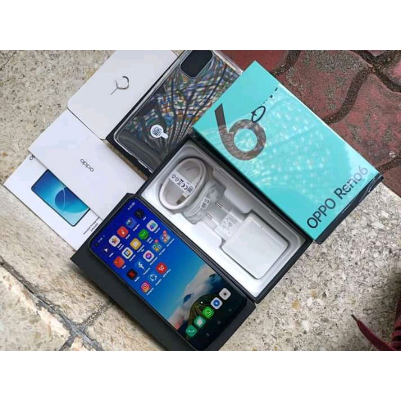 Handphone oppo reno