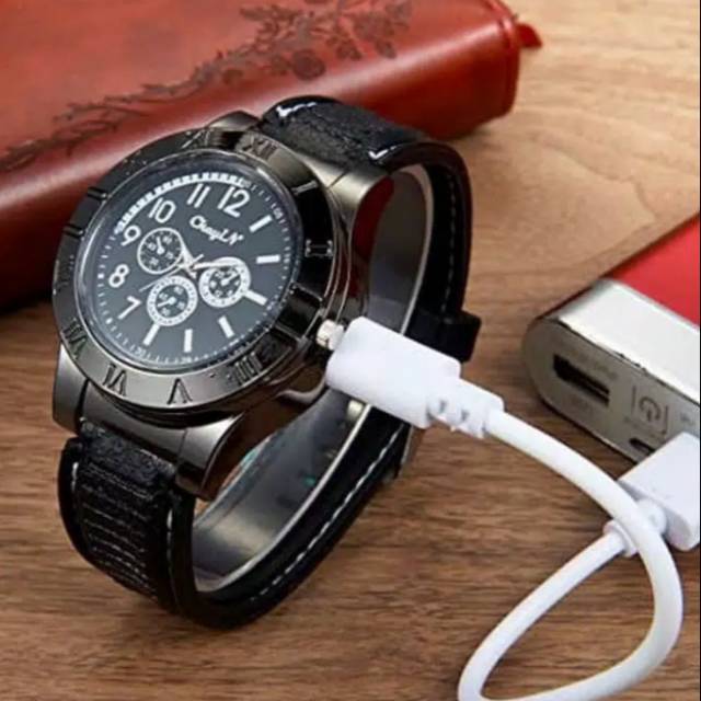 Jam tangan pria dengan korek api digital