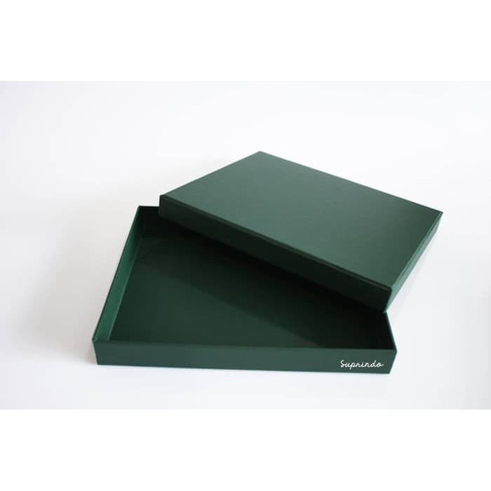 

KADO PERNIKAHAN Kotak Kado / Souvenir uk. 27 x 22 x 3.8 cm ADWA WAW