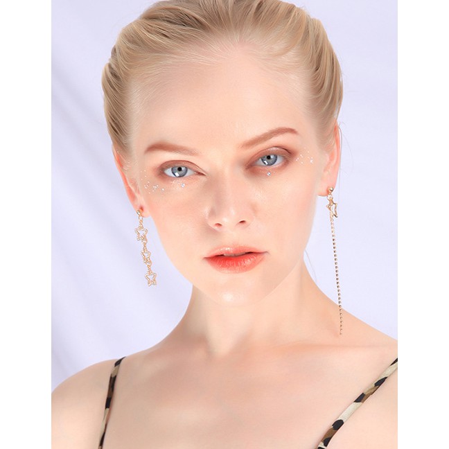 LRC Anting Tusuk Fashion Gold Crystal Diamond Openwork Star Asymmetric Earrings D03287