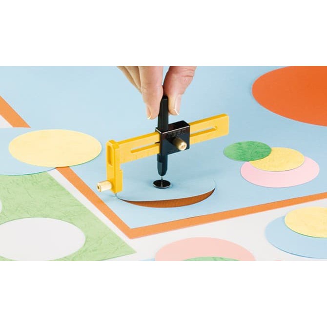 

Circle Cutter Olfa CMP-1 untuk memotong lingkaran Compass Cutter up to 15 cm