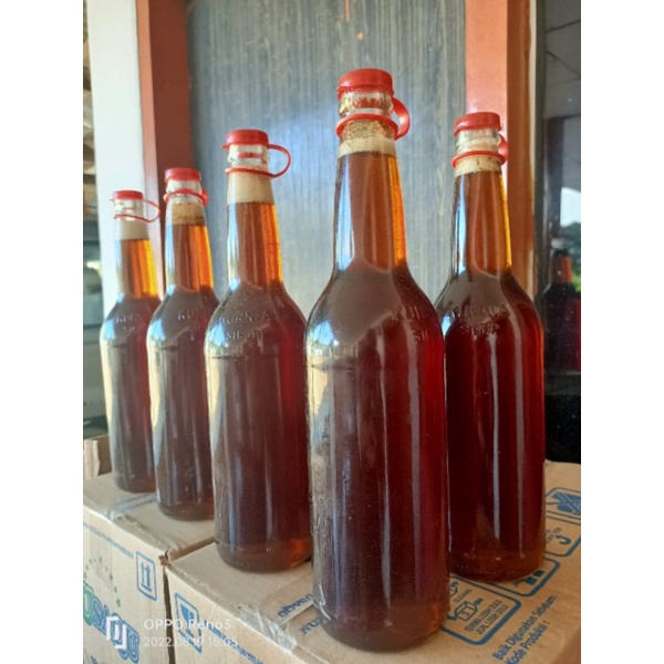 

Madu lebah hasil ternak